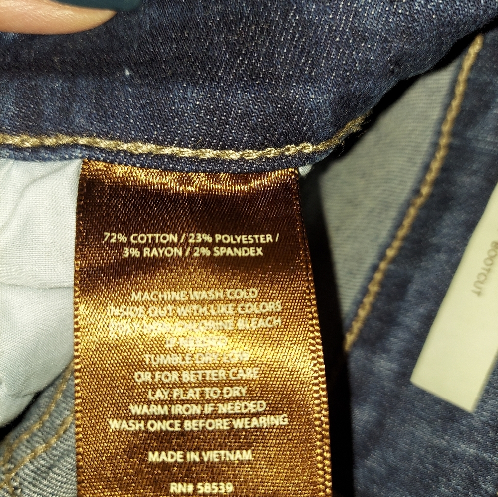 Women's Kut Jeans. Size 4 - Picture 4 of 6